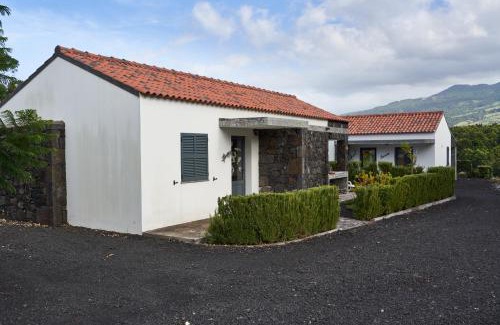 Cais do Pico Casa | Villa 4 Seasons