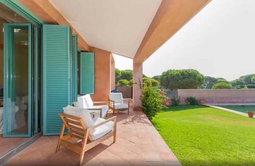 Cabo Roche Villa | Villa a 5 minutos de la playa de Roche con jardín y piscina ideal para familias