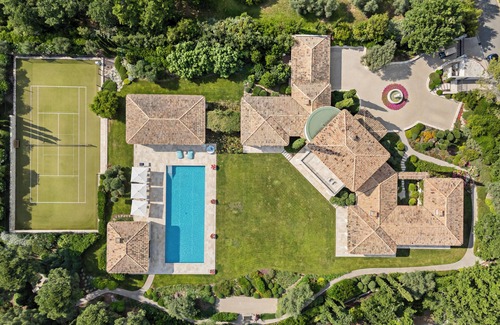 Tourrettes Villa | Villa 500m2 - Private estate - 15 guests - Swimming pool/Tennis/Fitness/Golf