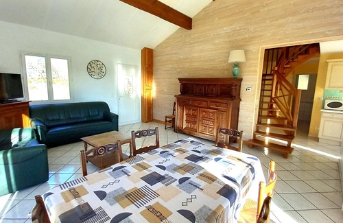 Loubressac Casa | Villa 9 personas con piscina en el pueblo medieval de Loubressac