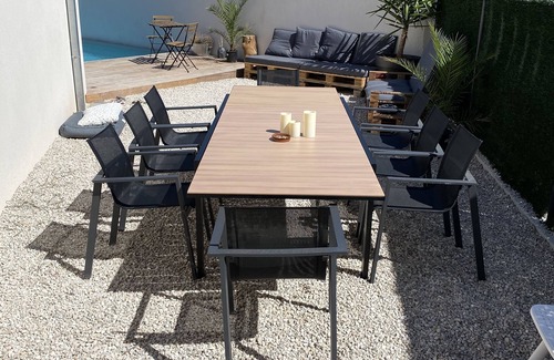 Auriol Casa | Villa 6 persons near Cassis Marseille Aix en Provence swimming pool barbecue view