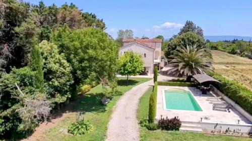 Le Thor Casa | Villa 7 chambres, piscine et jardins privés, pas de voisins