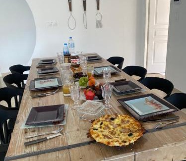 Piolenc Villa | villa 8 personnes clim, piscine, parking