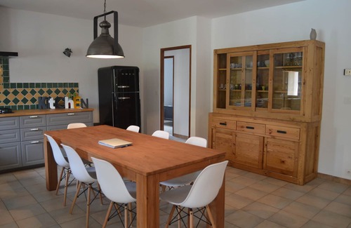 Bagnols-sur-Ceze Villa | Villa de 8 a 10 personas con piscina privada climatizada en el Gard