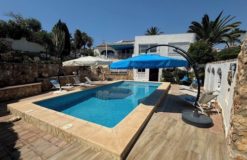 Benissa Coast Villa | Villa '800m From Beach Benissa Calpe' con vistas al mar, Wi-Fi y aire acondicionado