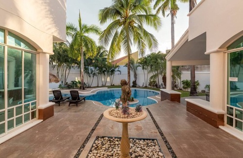 Cancun Villa | Villa Abijah
