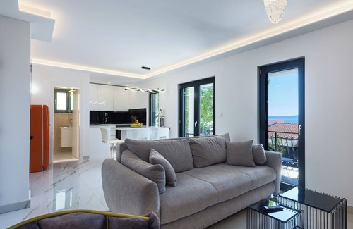 Businci Villa | Villa Aea Del Mare, 5-bedroom villa on Ciovo island with Pool, fitness room, AC