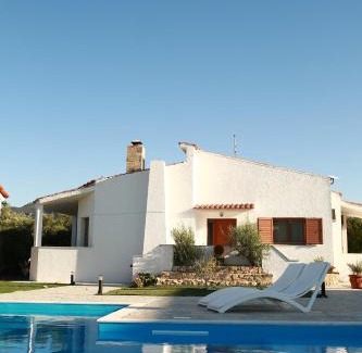 Kefalos Casa | Villa Aelia Kefalos-Private & Spacious with Pool