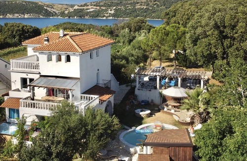 Rab Town Casa | Villa Agata - apartamento en planta baja, sauna incl.