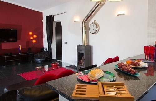 Guia Villa | OFERTA ESPECIAL DE ÚLTIMO MINUTO VILLA DE LUJO AGUAS EN GUIA SIEMPRE RESERVE DIRECTO