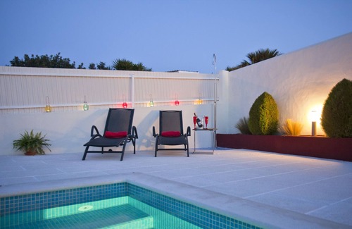Guia Villa | OFERTA ESPECIAL DE ÚLTIMO MINUTO VILLA DE LUJO AGUAS EN GUIA SIEMPRE RESERVE DIRECTO