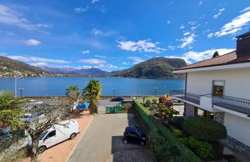 Lavena Ponte Tresa Apartamento | VILLA AIDA LAKE VIEW