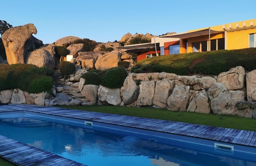 Punta Sardegna Villa | PORTO RAFAEL Villa Aidan, unas vacaciones exclusivas a 200 metros de la playa y del Yacht Club.