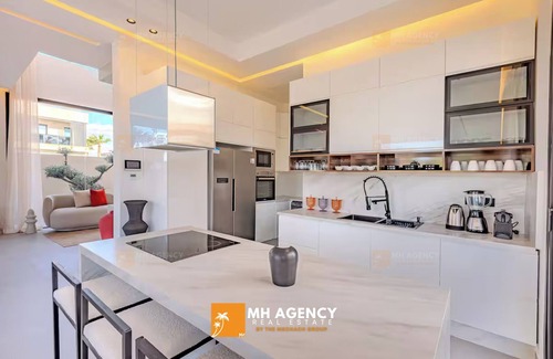 Tassoultante Villa | Villa Akenza