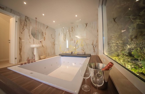 Alberobello Villa | Villa Alberobbè - Six Bedroom Villa, Sleeps 12