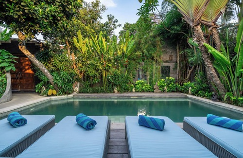 Laksmana Villa | Villa Alchemy 4 Bedroom Trendy Villa in Superior Location