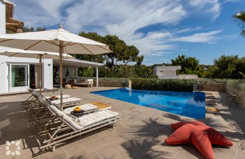 Urbanitzacio la Fustera Villa | Villa Aldaba by Abahana Villas