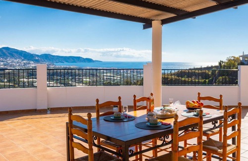 Torrox Villa | Villa Alegria - Dos Habitaciones Villa, Capacidad 4
