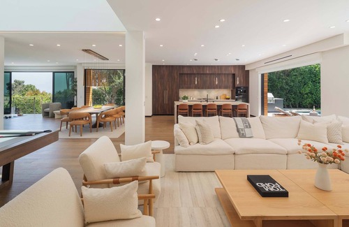 Hollywood Hills West Villa | Villa Alfi by LuxJB 🏆 Amazing Views 🏆 Design Award-Winner 🏆Hollywood Hills