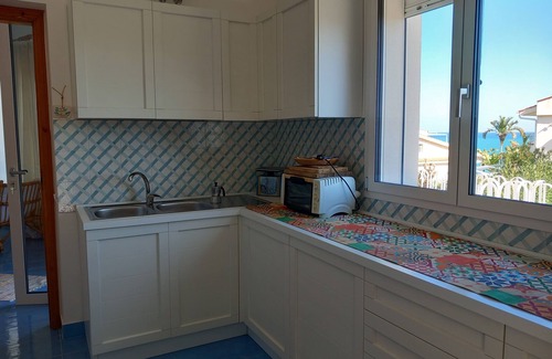 Alcamo Marina Villa | VILLA ALIOTIS A 200 METROS DE LA CASA DE INVITADOS DEL MAR