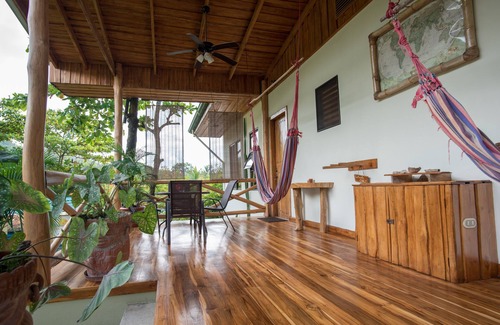 Playa Santa Teresa Apartamento | Villa ALMENDRO de Villas Solar, Walk to Beach, Best Surf, Market and Restaurants