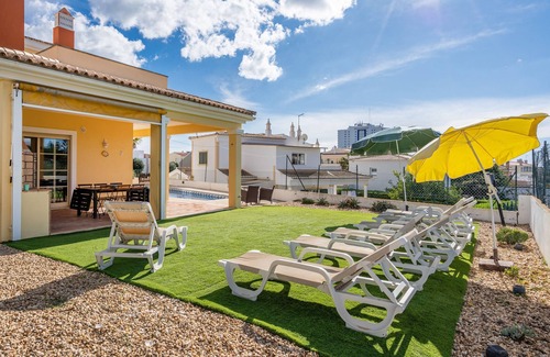 Alvor Villa | Villa 'Alvor' con vistas al mar, Wi-Fi y aire acondicionado