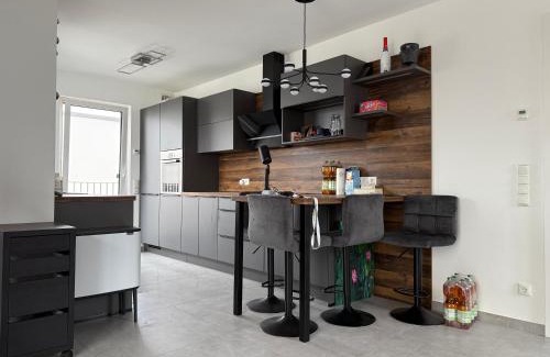 Baumberg Apartamento | Villa am Rhein in Monheim