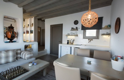 Plintri Villa | Villa 'Amallini, Luxe Infinity Pool' con vistas al mar, Wi-Fi y aire acondicionado