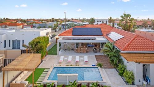 Esmeralda Casa | Villa Amara Lux Stay Near Arashi Beach By Lucha