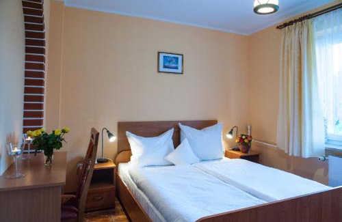Osowa Cama Y Desayuno | Villa Ambra