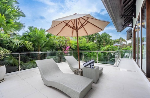 Sunset Road Villa | Villa Amelie (By JB Villas)