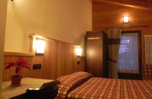Champoluc Cama Y Desayuno | Villa Americana Chambres d'Hotes