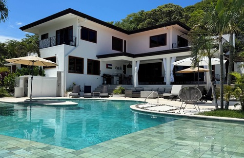 El Ocotal Villa | Villa Amor Azul, Playa Ocotal - Walk to the Beach, Infinity Pool, Forever Views