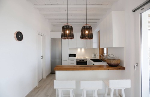 Kalafatis Villa | Villa Angelika / Pelícano Rosado