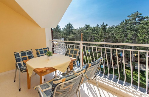 Jadranovo Apartamento | Villa Anna by Interhome