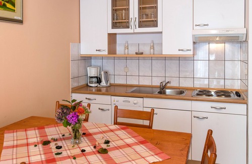 Jadranovo Apartamento | Villa Anna by Interhome