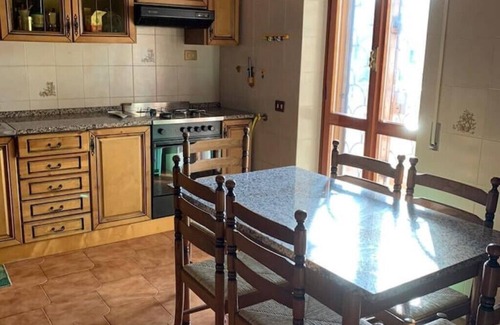 Zona XXX Castel Fusano Villa | Villa Anna Paola...a due Passi dal Mare e da Roma!