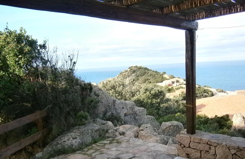 Trinita d'Agultu Villa | villa antonella con piscina comunitaria