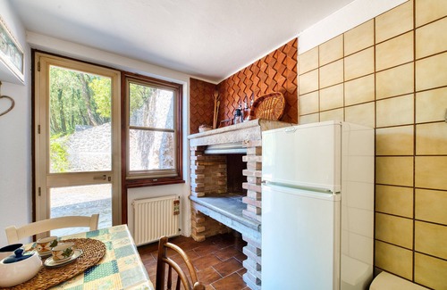 Monteluco Casa | Villa 'Appartamento Villa Marta' con vistas a la montaña y jardín compartido