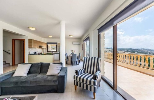 Pegeia Villa | Villa Aqua Royal - Cuatro Habitaciones Villa, Capacidad 8