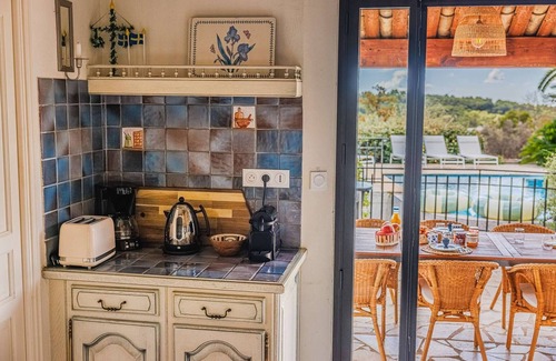 Tourrettes-sur-Loup Chalet De Esquí | Villa Aqui – Elegance & peace with pool