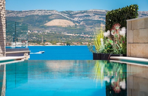 Arbanija Villa | Villa Arbanessa with Heated Pool