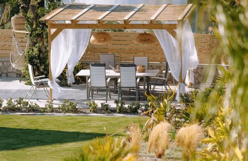 Ialyssos Villa | Villa Arnassica - Tres Habitaciones Villa, Capacidad 6