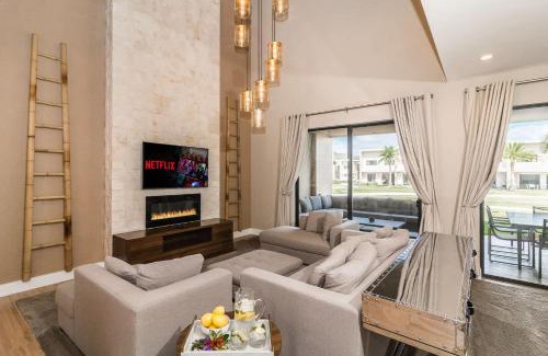 Florida Central Atlantic Coast Casa | Villa at Magic Village Resort with Outdoor Oasis