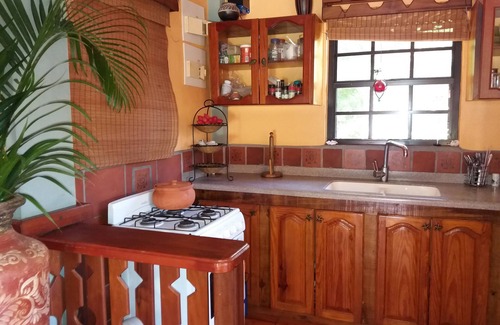 Morne Rouge Villa | Turtleback Pavilion - Preciosa villa de vacaciones en Granada para 2 personas con piscina privada
