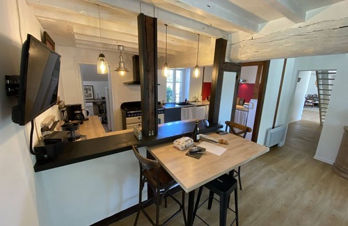 Trigueres Casa | Villa at the crossroads of Burgundy, Castles of Loire Valley and Paris