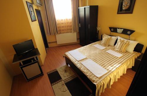 Stara Pazova Casa | Villa Atina