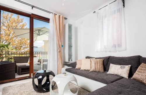 Cizici Casa | Villa Aurea