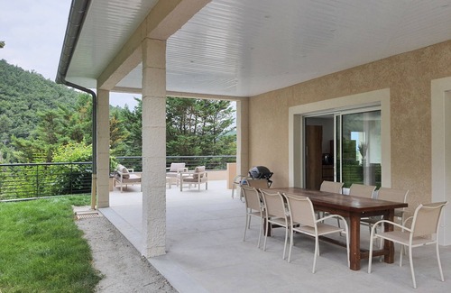 Combovin Casa | Villa aux Portes du Parc Naturel du Vercors