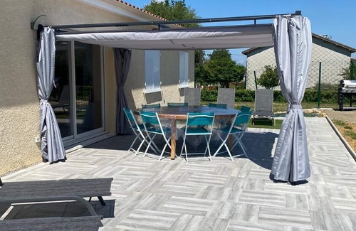 Franquevielle Casa | Villa Avec Terrain de Pétanque et Terrasse Proximités des Montagnes , Randonnées